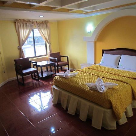 Town And Country Hotel V Mapa Manila Bagian luar foto